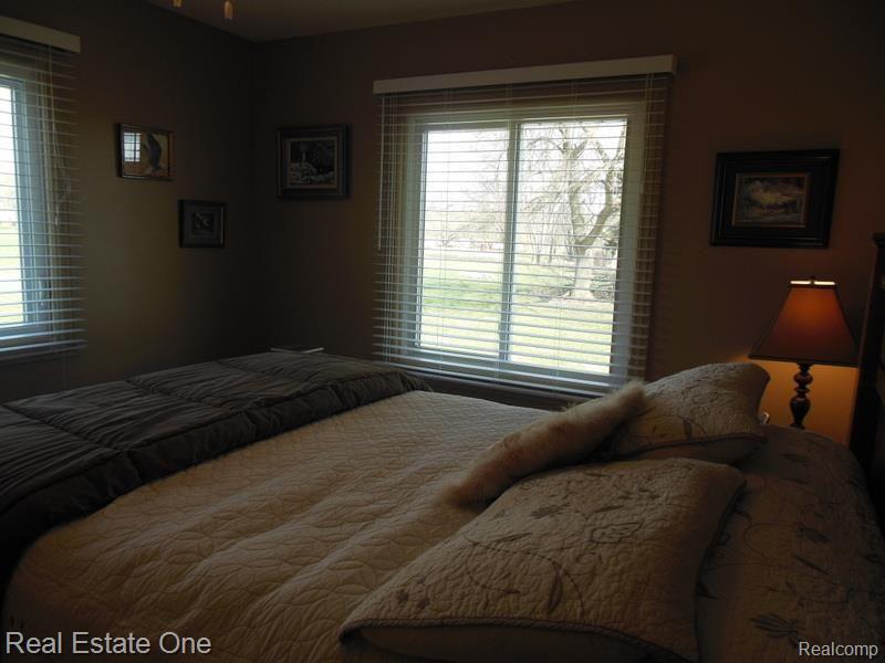 10530 Converse Road Fowlerville, MI 48836 - Photo 25 of 67 DSCN0653.jpg