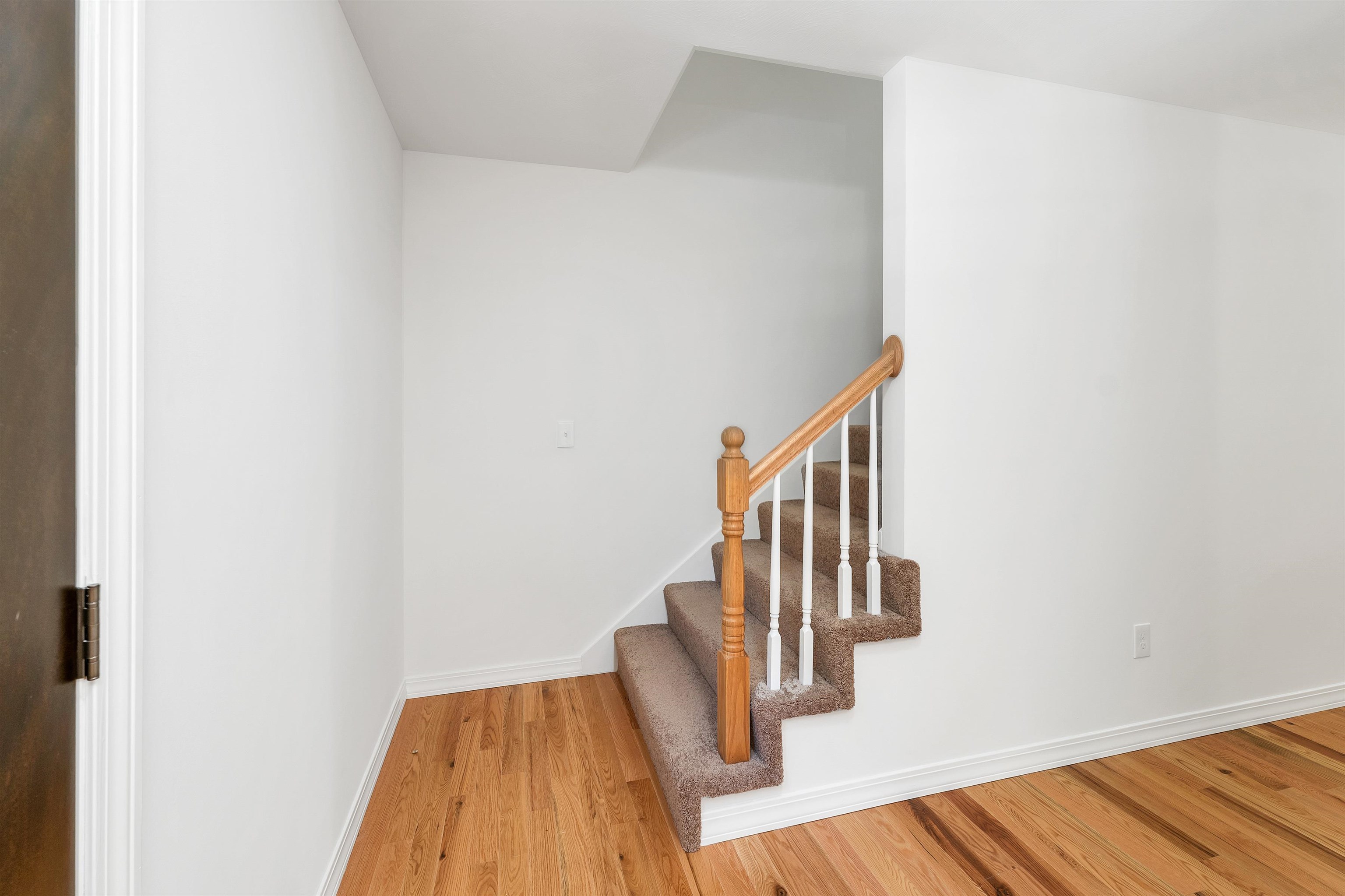 128 Onset Road Bennington, NH 03442 - Photo 19 of 50