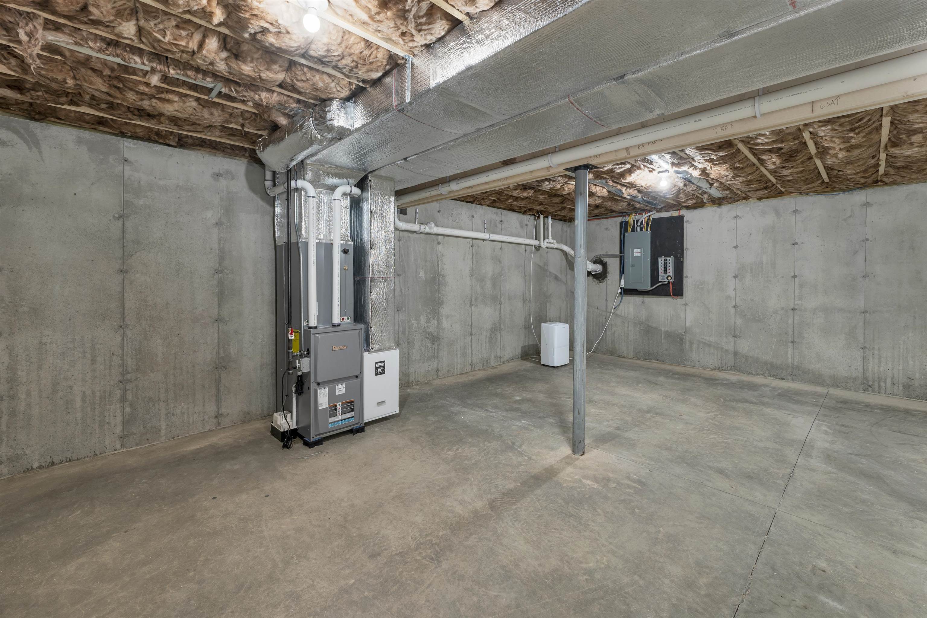 128 Onset Road Bennington, NH 03442 - Photo 34 of 50