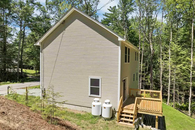$479,900 | 128 Onset Road, Bennington, NH 03442