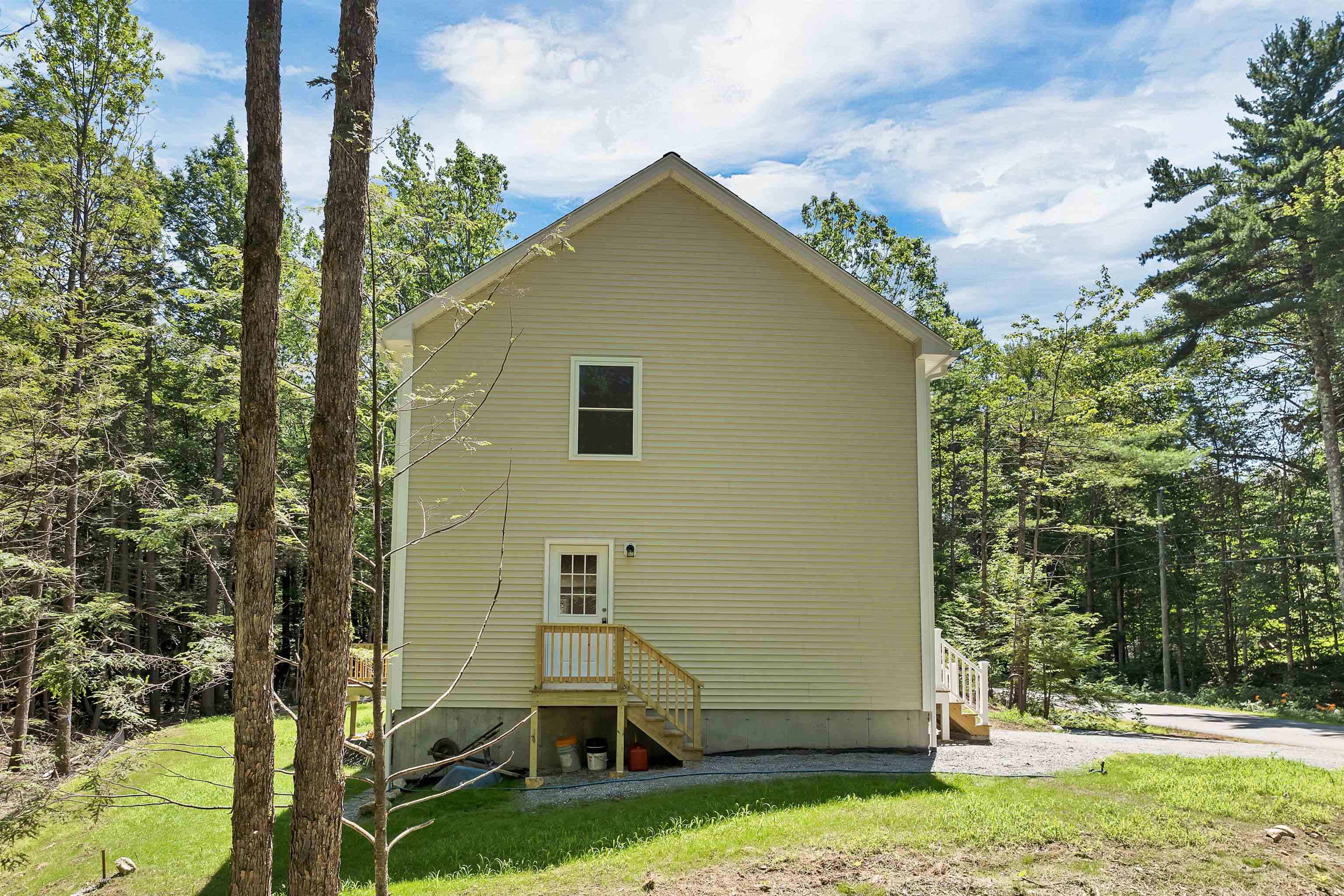 128 Onset Road Bennington, NH 03442 - Photo 4 of 50