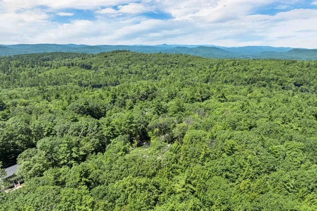 $479,900 | 128 Onset Road, Bennington, NH 03442