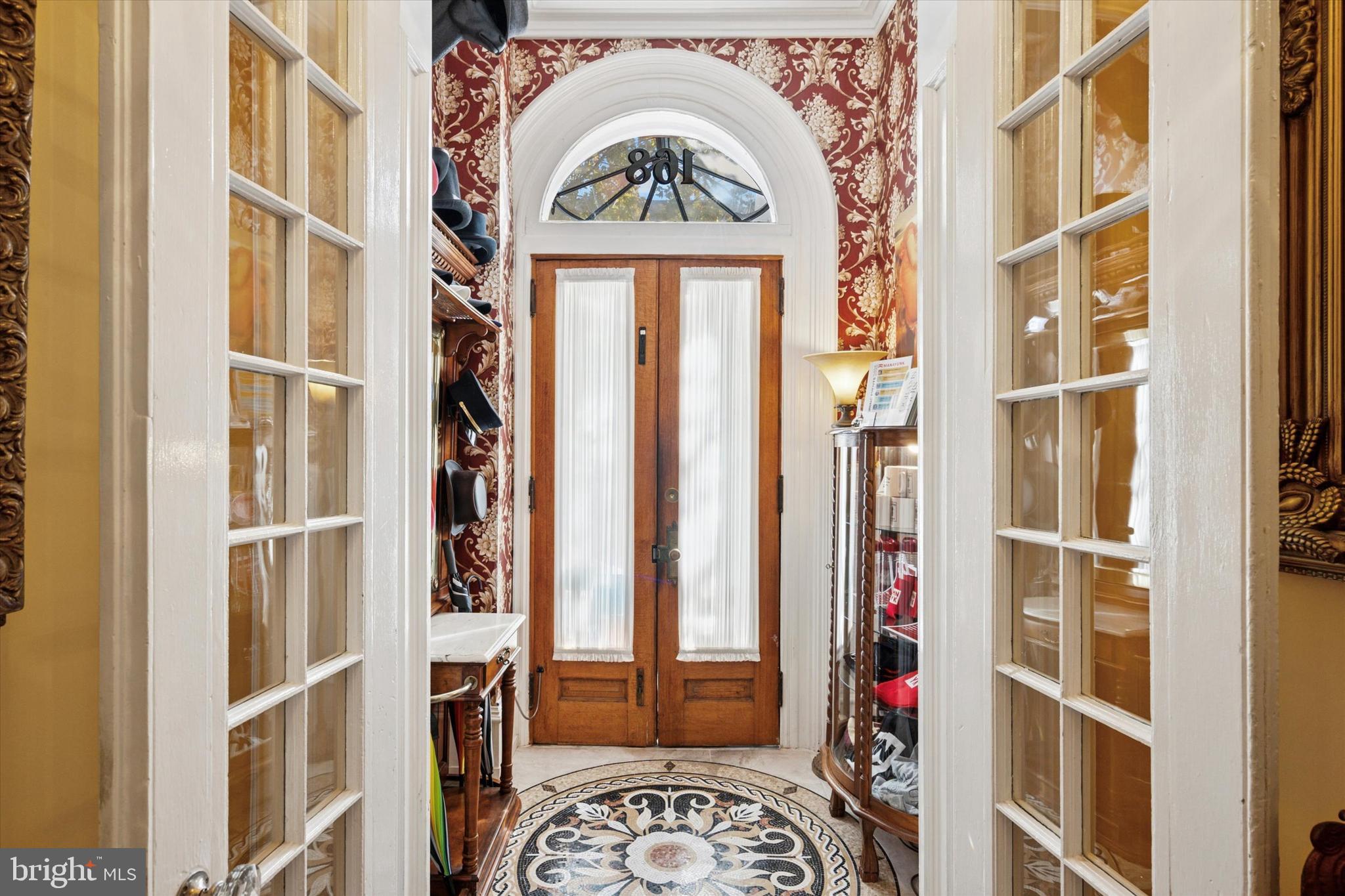 168 Gay Street Philadelphia, PA 19127 - Photo 2 of 49 Double door vestibule entrance