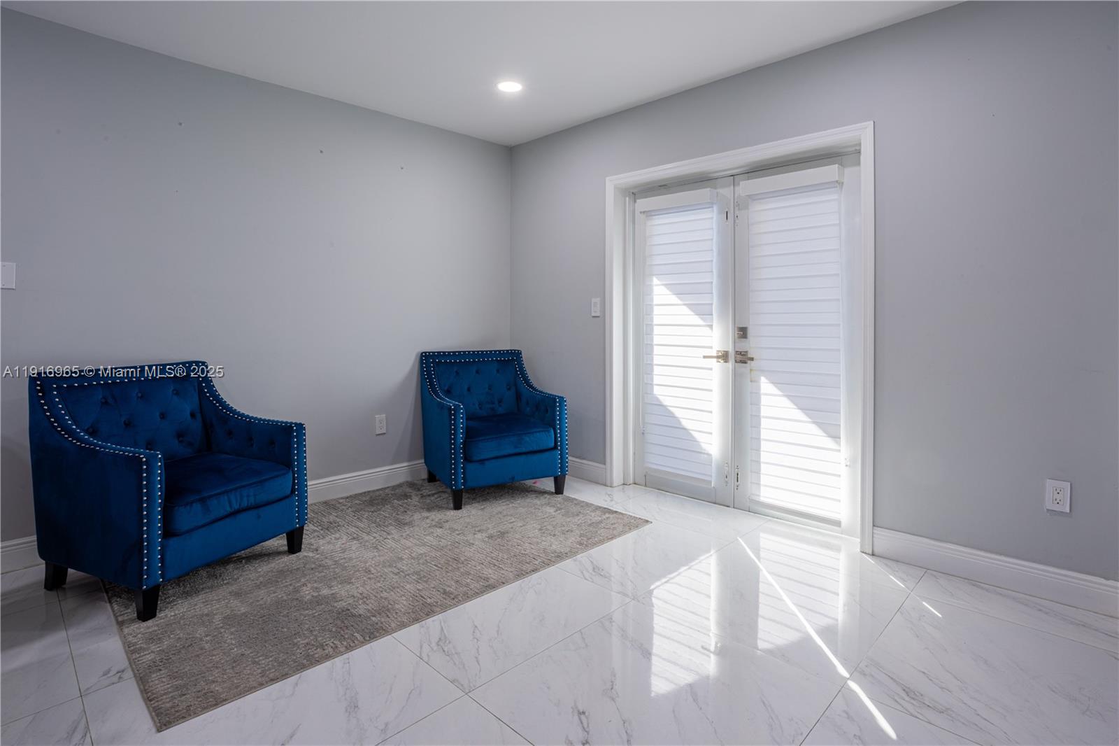 11510 Southwest 7th Street Sweetwater, FL 33174 - Photo 4 of 17 a living room with furniture