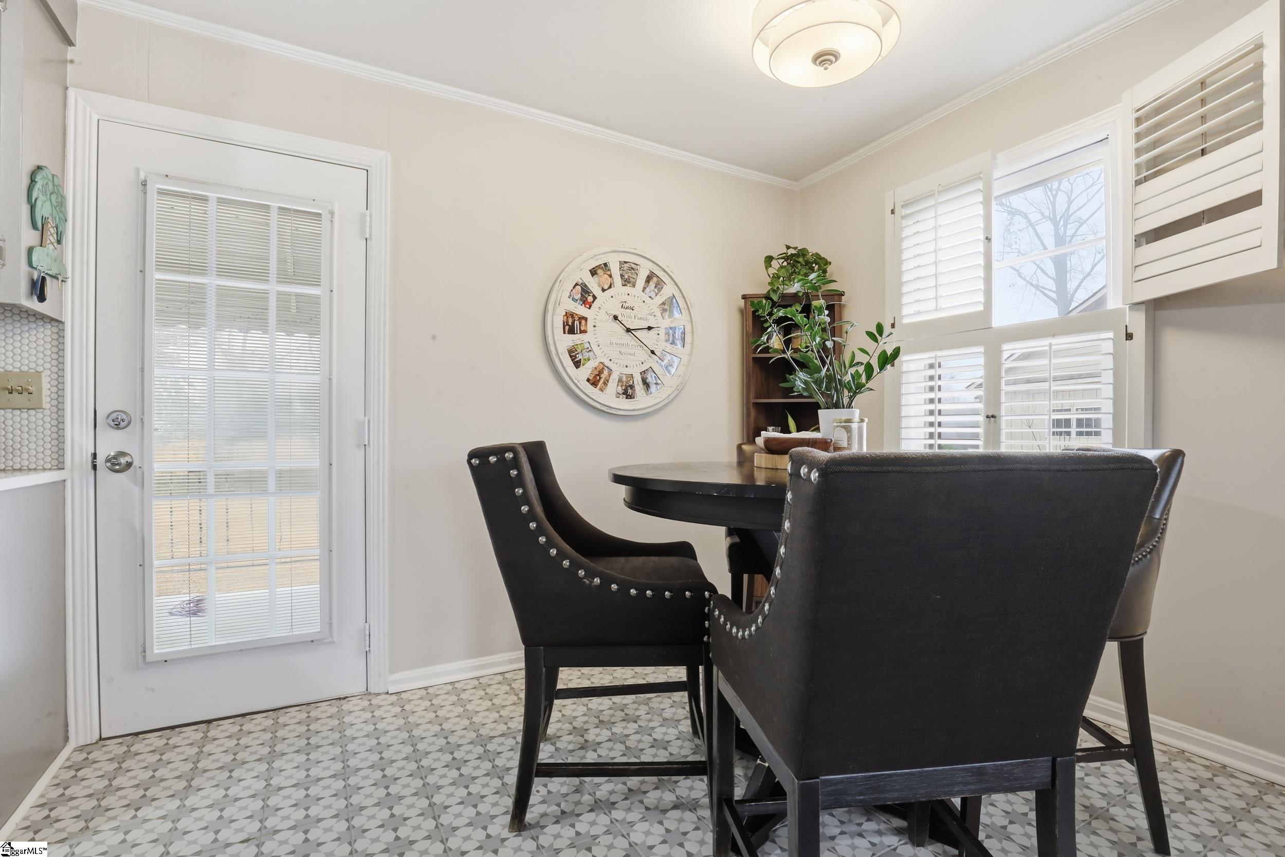 103 Fairlane Circle Greenville, SC 29607 - Photo 5 of 18