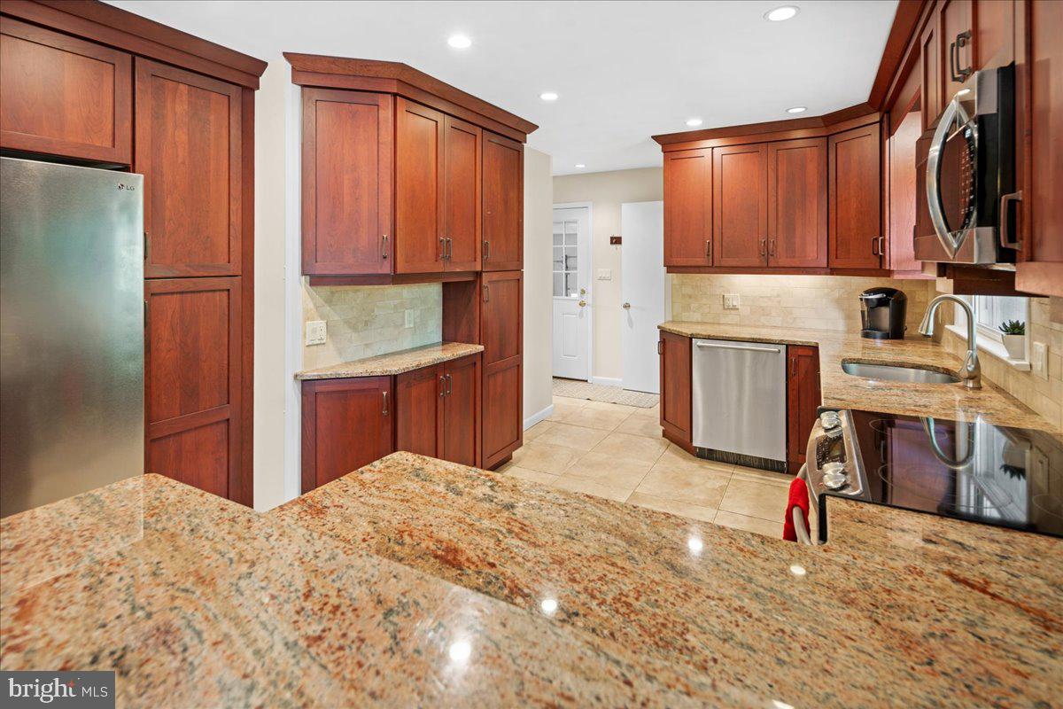 119 Lawrenceville Pennington Road Lawrenceville, NJ 08648 - Photo 4 of 45