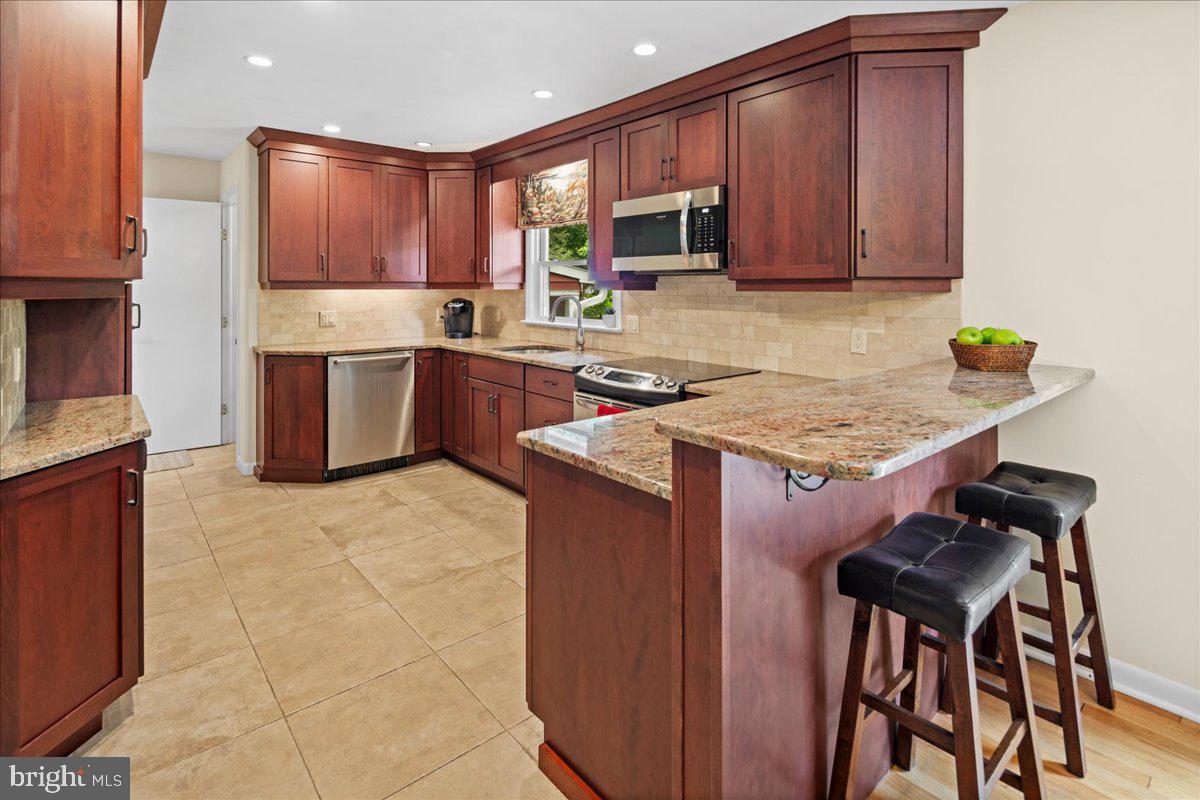 119 Lawrenceville Pennington Road Lawrenceville, NJ 08648 - Photo 6 of 45