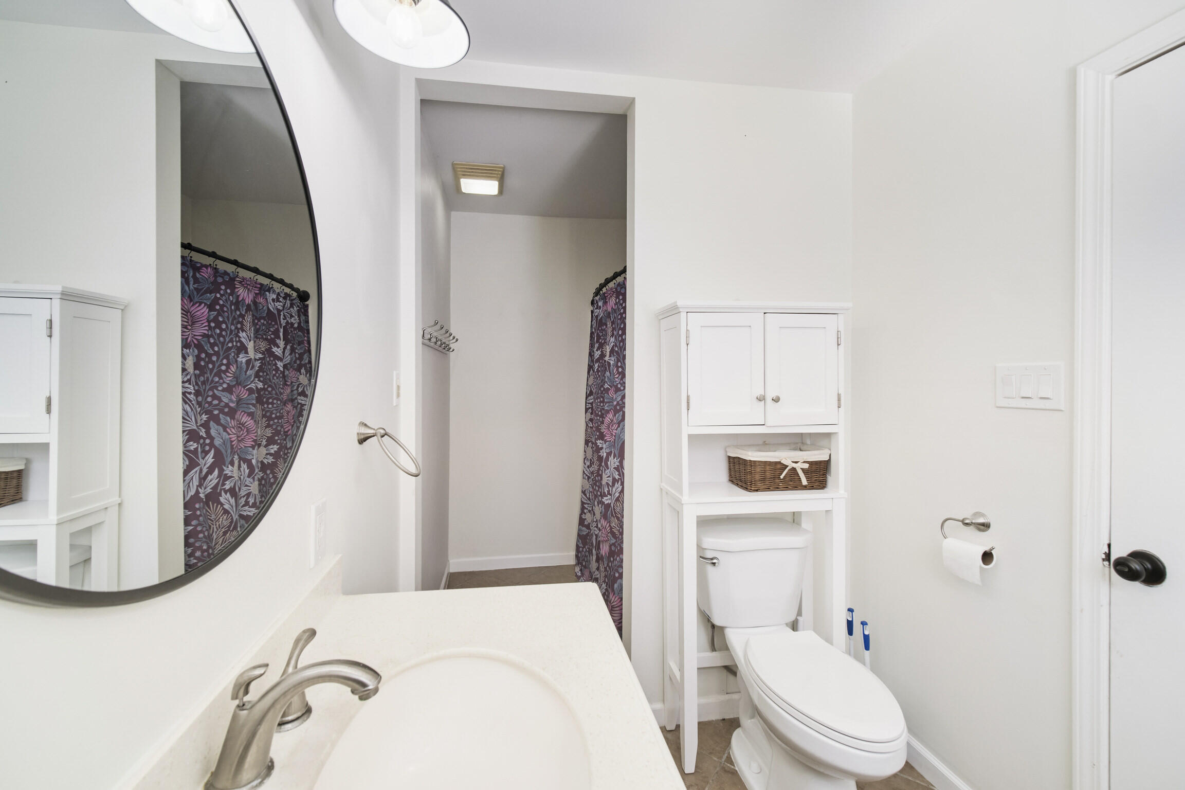 2631 Lakeshore Road Manistee, MI 49660 - Photo 21 of 50 1st Floor Bathroom