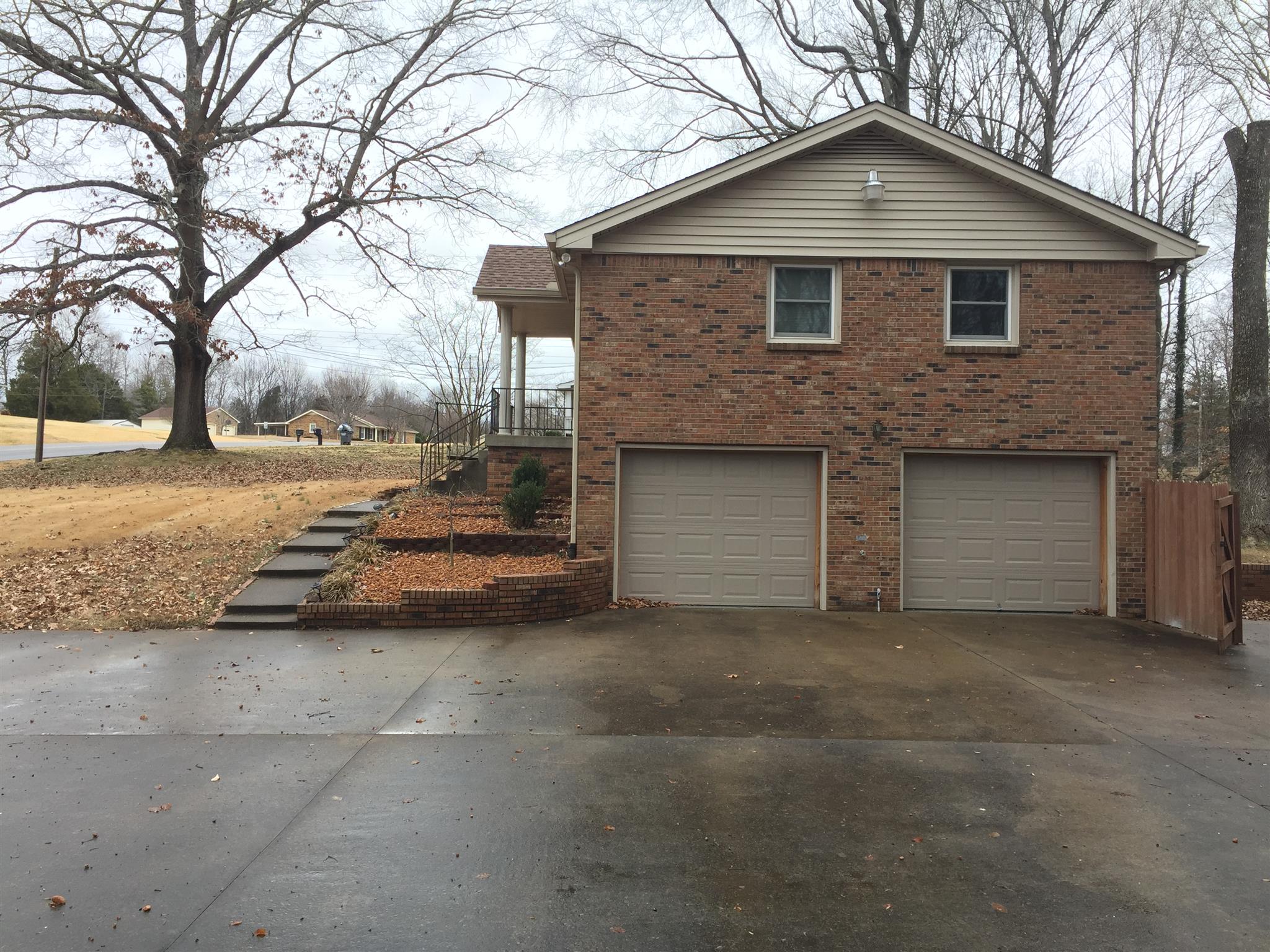615 Bryan Road Clarksville, TN 37043 - Photo 2 of 22 a view of a house with a yard