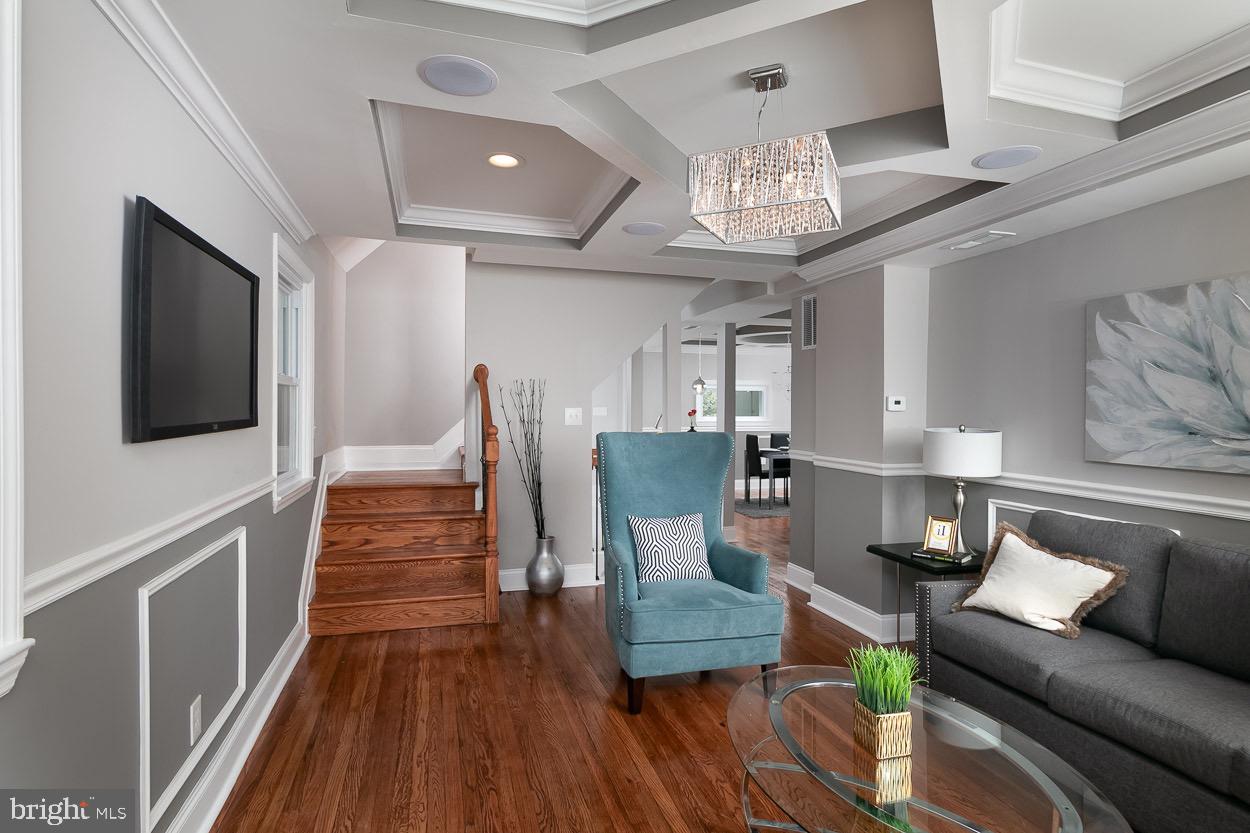 4113 Fordleigh Road Baltimore, MD 21215 - Photo 3 of 45 Gallery Image 3