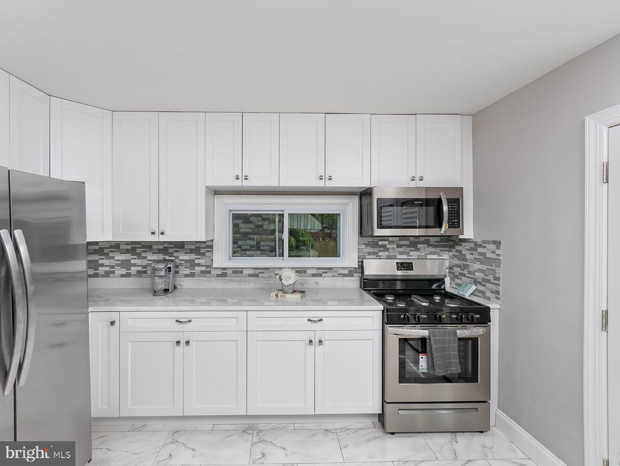 4113 Fordleigh Road Baltimore, MD 21215 - Photo 6 of 45 Gallery Image 6