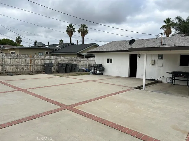 a view of a car garage