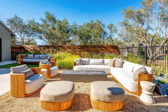 $6,750,000 | 108 Vintners Court, Napa, CA 94559