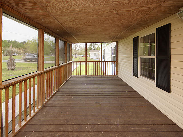 117 Kingsville Road Moncks Corner, SC 29461 - Photo 2 of 32 02