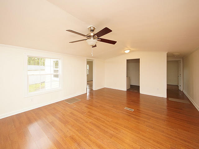117 Kingsville Road Moncks Corner, SC 29461 - Photo 6 of 32 06