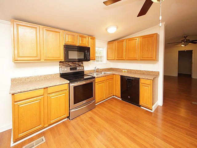 117 Kingsville Road Moncks Corner, SC 29461 - Photo 10 of 32 10