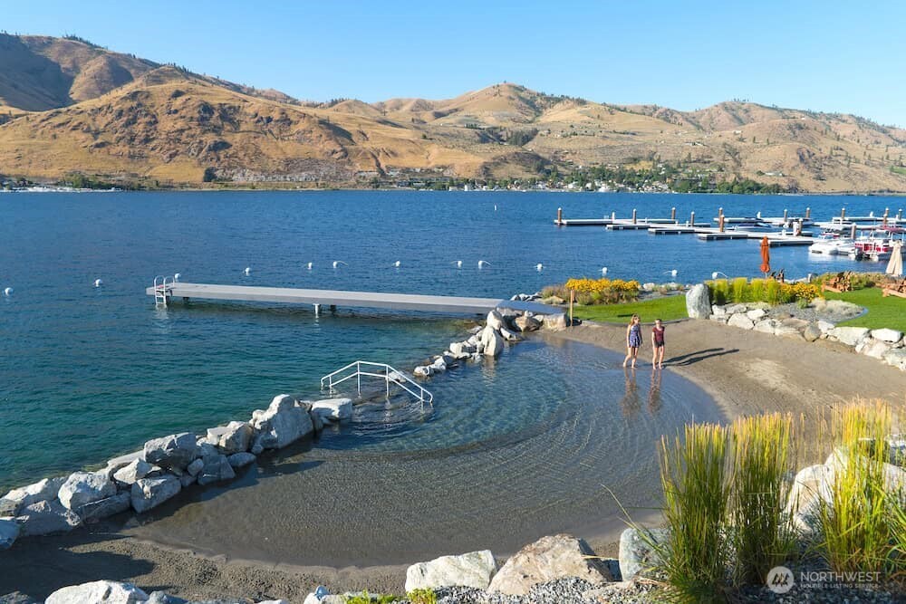 187 Bobcat Lane Chelan, WA 98816 - Photo 38 of 40 a view of a lake with a mountain