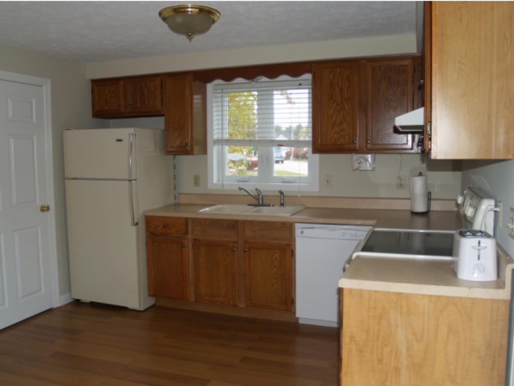 1555 Bodwell Road, Unit 79 Manchester, NH 03109 - Photo 3 of 17