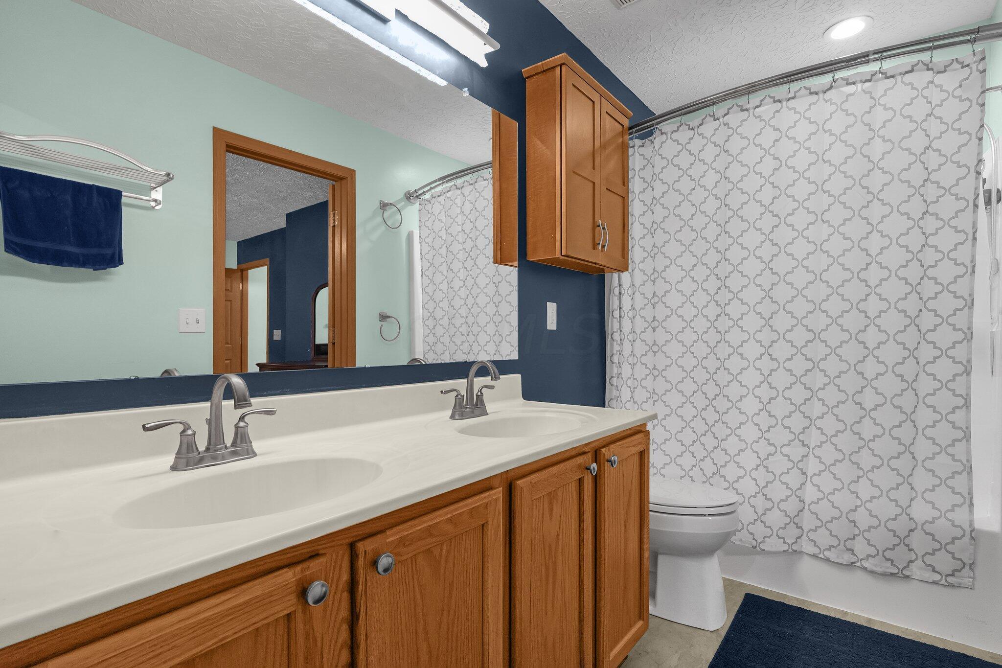 2101 Waymont Road Columbus, OH 43229 - Photo 22 of 38 22-web-or-mls-2101-waymont-rd