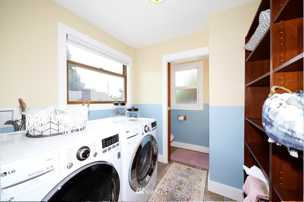 5420 Renton Avenue South Seattle, WA 98118 - Photo 12 of 28 Gallery Image 12