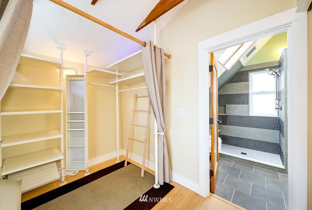 5420 Renton Avenue South Seattle, WA 98118 - Photo 15 of 28 Gallery Image 15