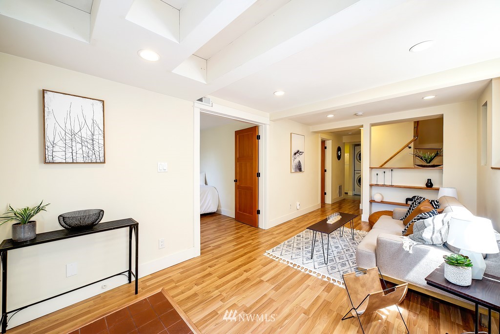 5420 Renton Avenue South Seattle, WA 98118 - Photo 20 of 28 Gallery Image 20