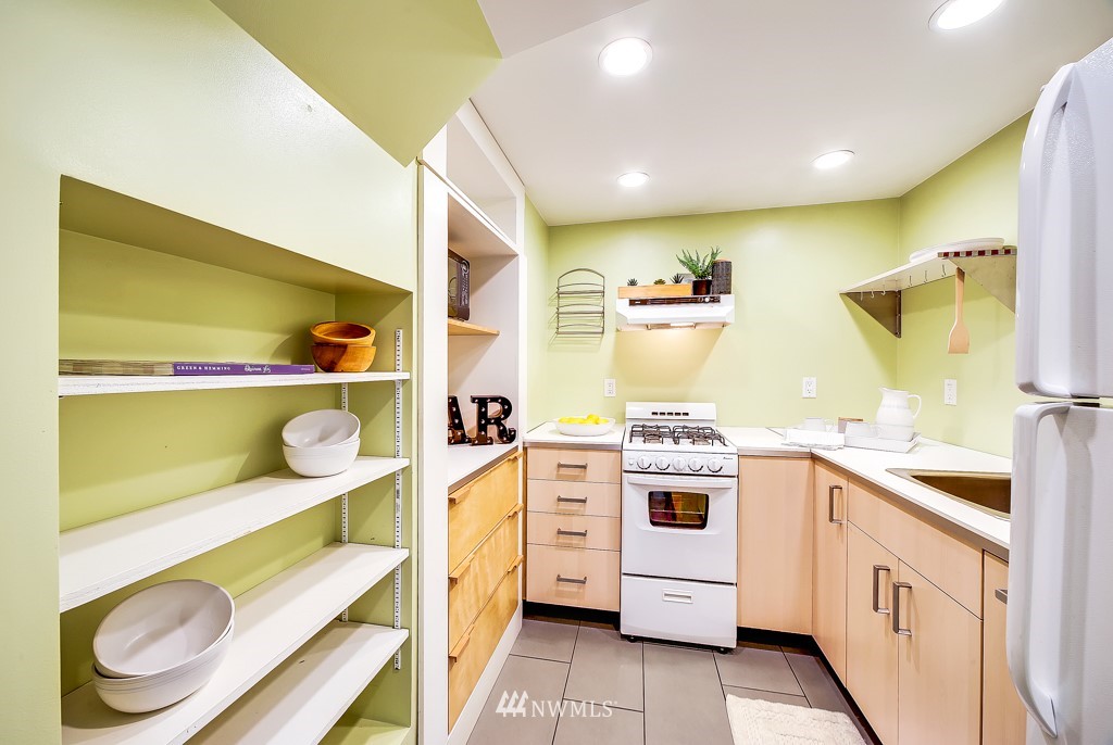 5420 Renton Avenue South Seattle, WA 98118 - Photo 21 of 28 Gallery Image 21