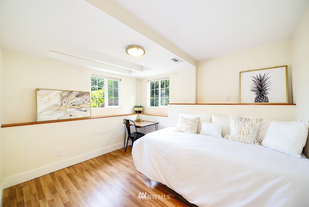 5420 Renton Avenue South Seattle, WA 98118 - Photo 22 of 28 Gallery Image 22