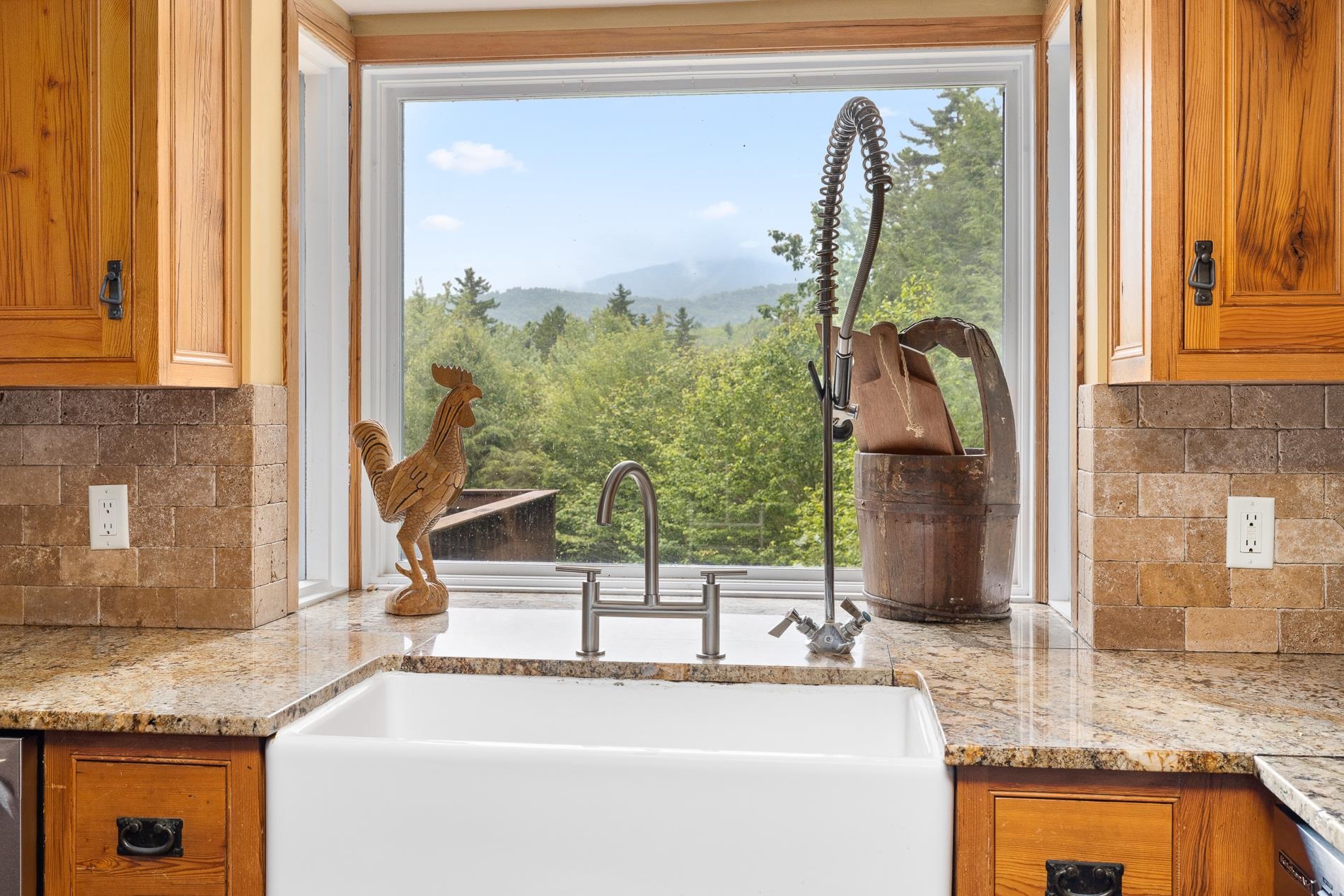 58 Stratton View Road Winhall, VT 05340 - Photo 4 of 40