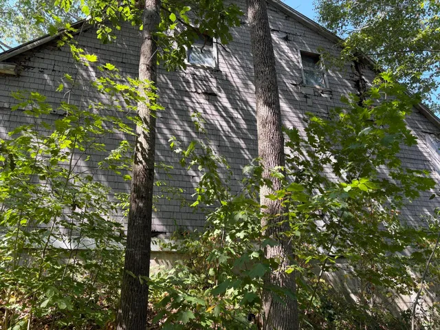 $165,000 | 33 Veterans Highway, Brooks, ME 04921