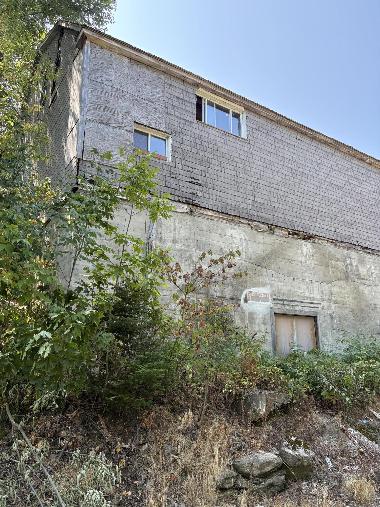 33 Veterans Highway Brooks, ME 04921 - Photo 21 of 47 IMG_9421