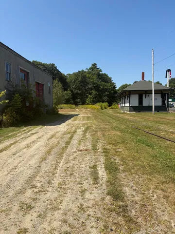 $165,000 | 33 Veterans Highway, Brooks, ME 04921