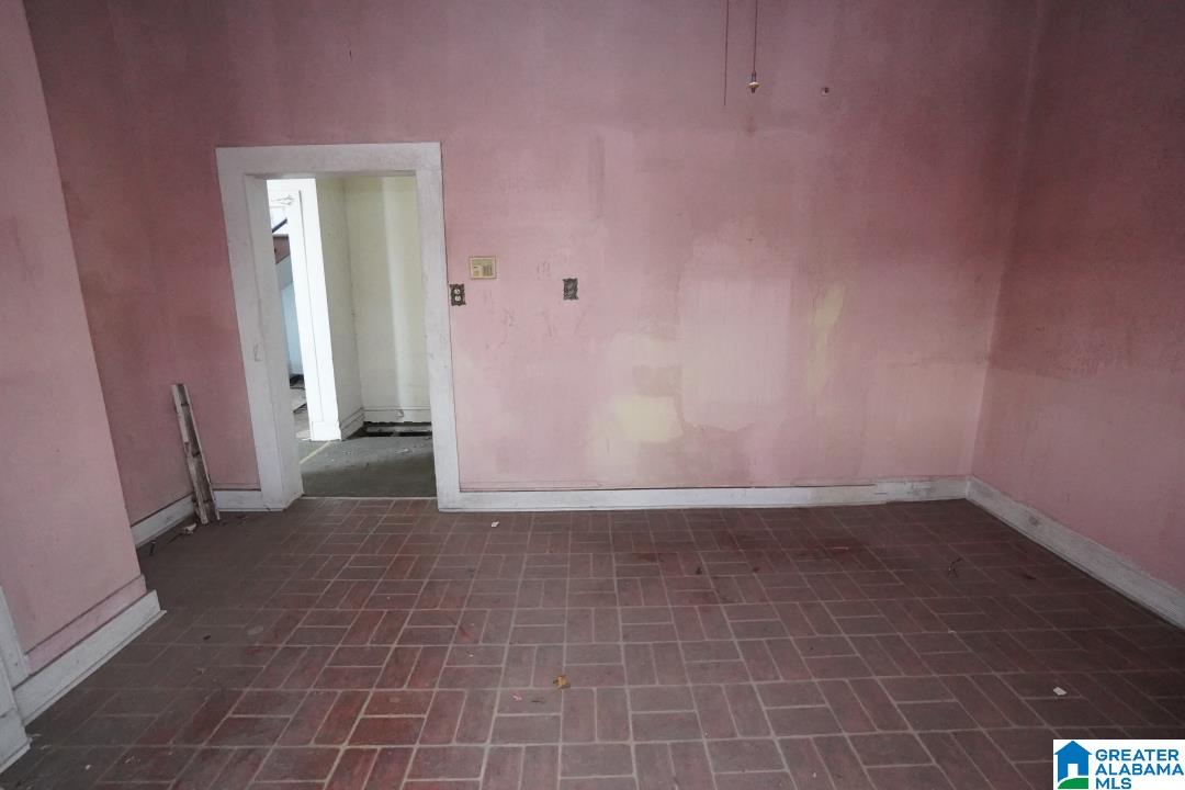 1735 27th Street North Birmingham, AL 35234 - Photo 7 of 16