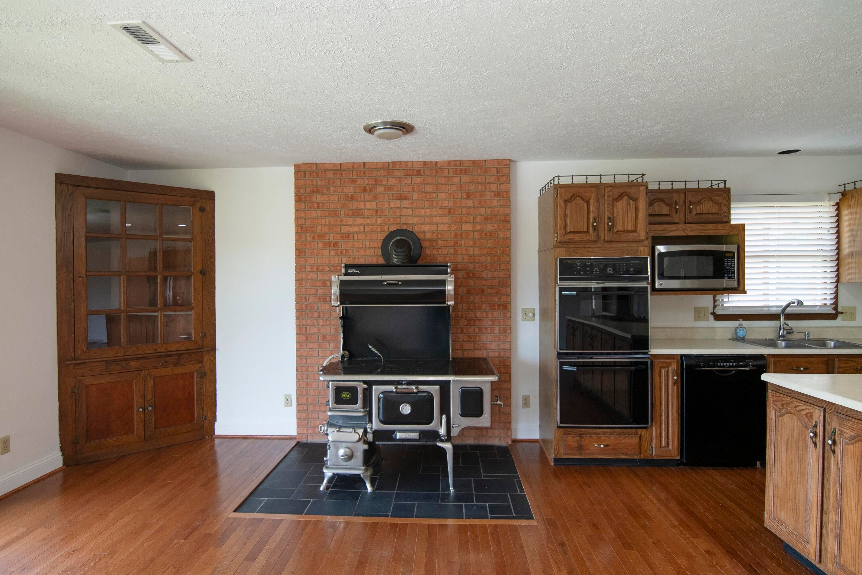 4061 Fairview Road Lewisburg, WV 24901 - Photo 22 of 93 Gallery Image 22