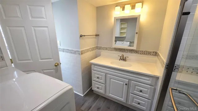 $239,000 | 13 Buttercup Drive, Bohemia, NY 11716