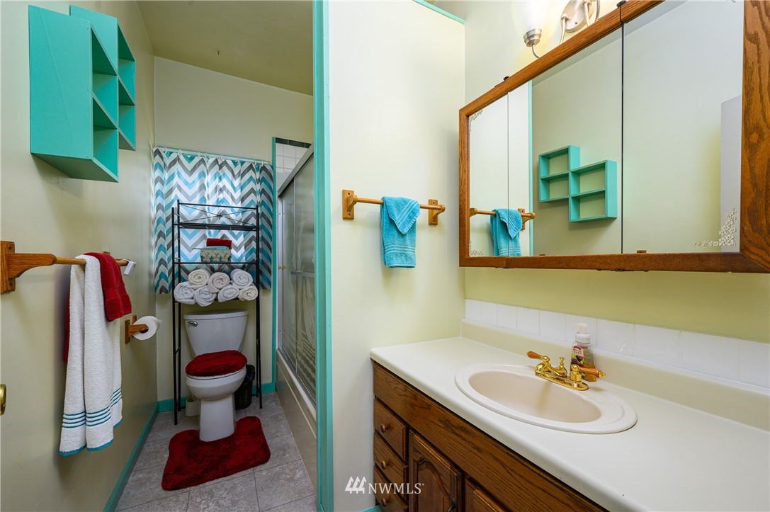 570 Bella Street Hamilton, WA 98284 - Photo 14 of 17 Gallery Image 14