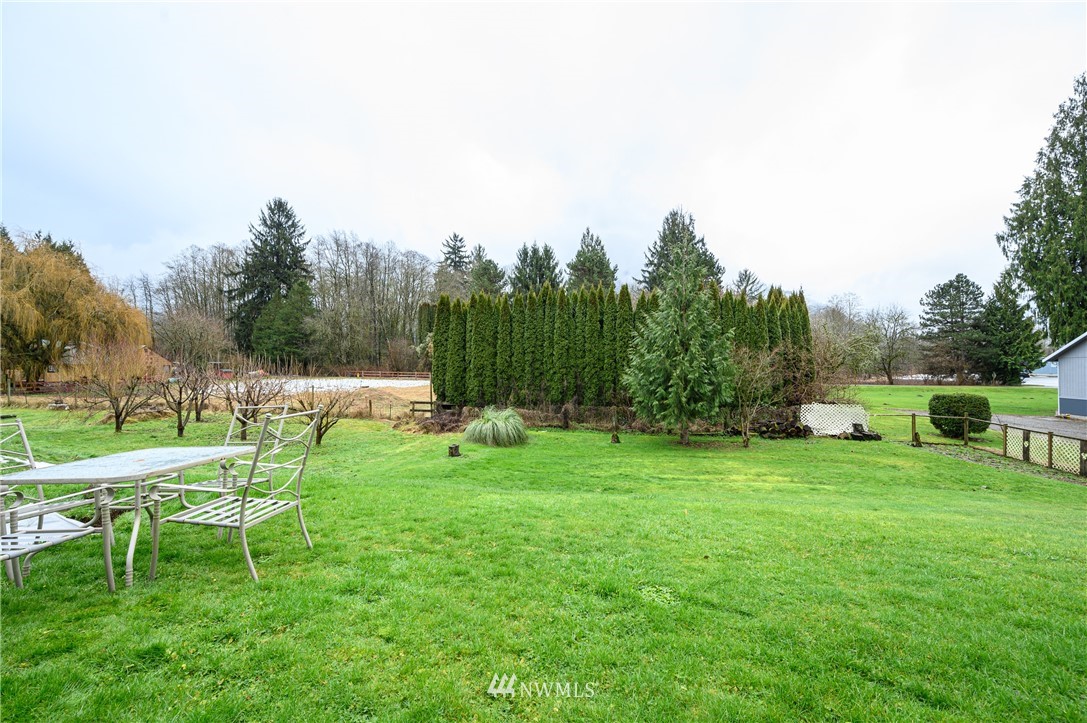 570 Bella Street Hamilton, WA 98284 - Photo 3 of 17 Gallery Image 3