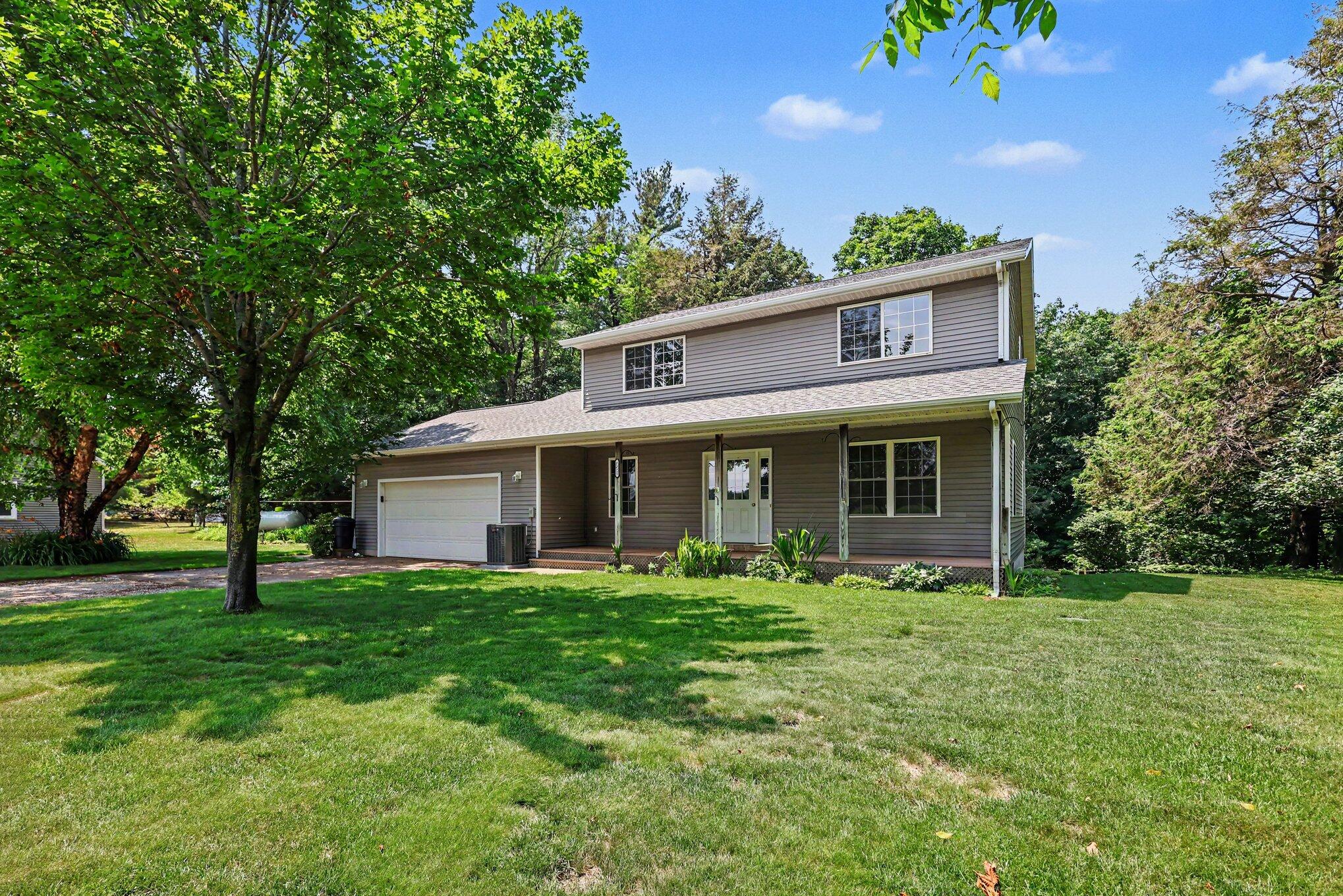 7222 Hancock Road Montague, MI 49437 - Photo 1 of 33 002_file_6253