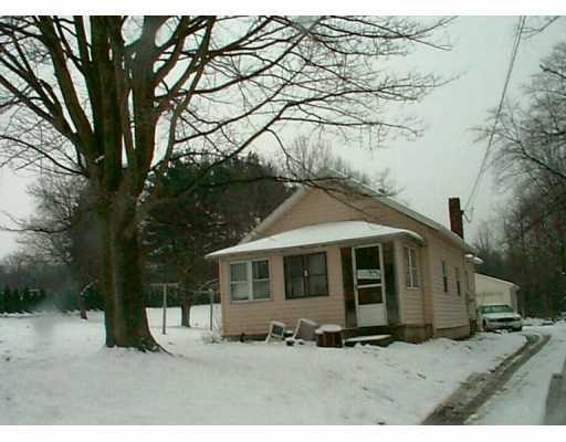2302 Harlansburg Road New Castle, PA 16101 - Photo 1 of 2 Gallery Image 1