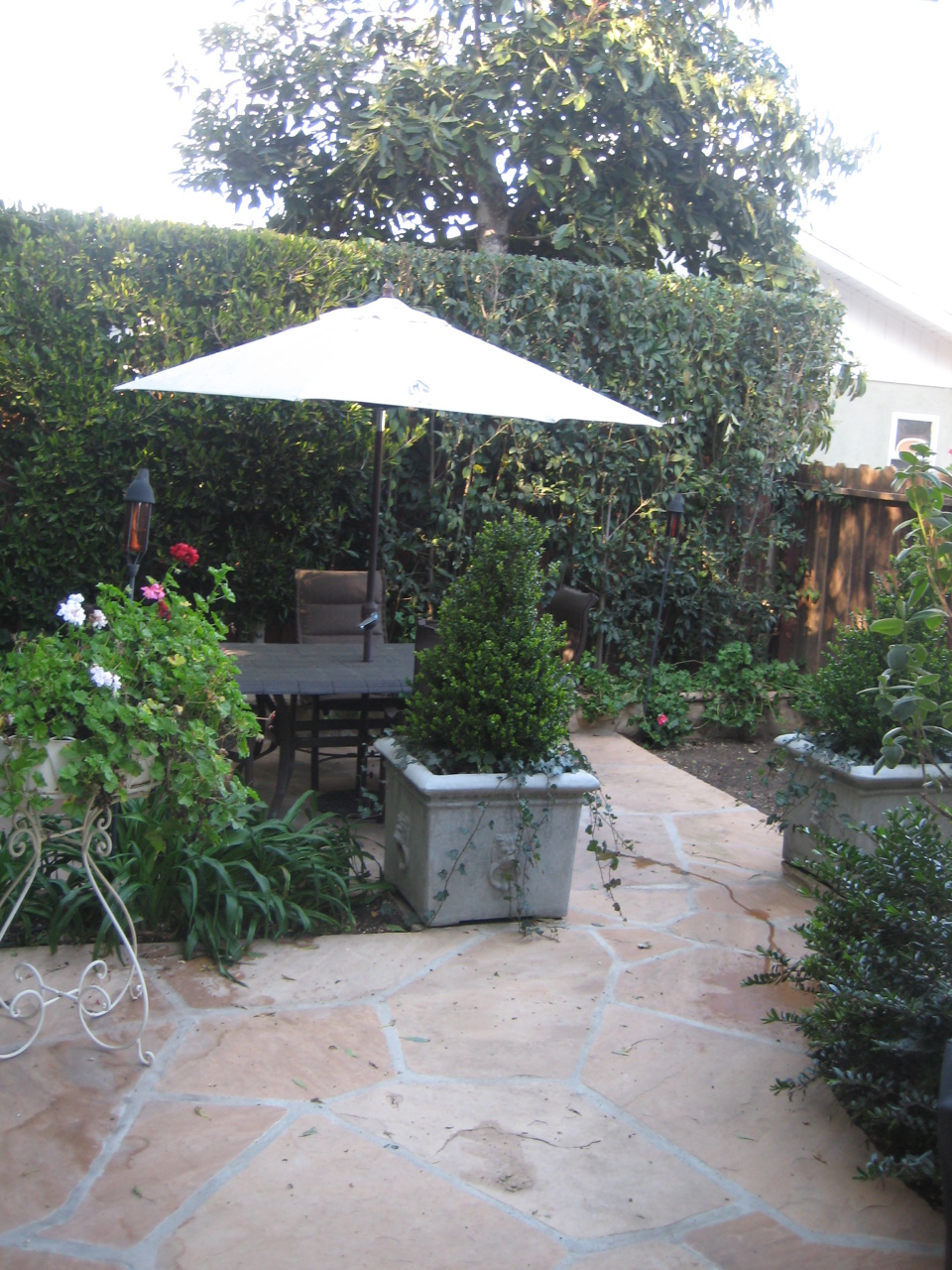 1335 Danielson Road, Unit A Montecito, CA 93108 - Photo 8 of 9 Outdoor Patio