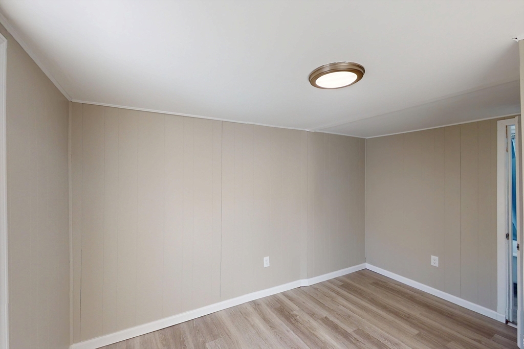 4 Broad Street South Hadley, MA 01075 - Photo 26 of 33