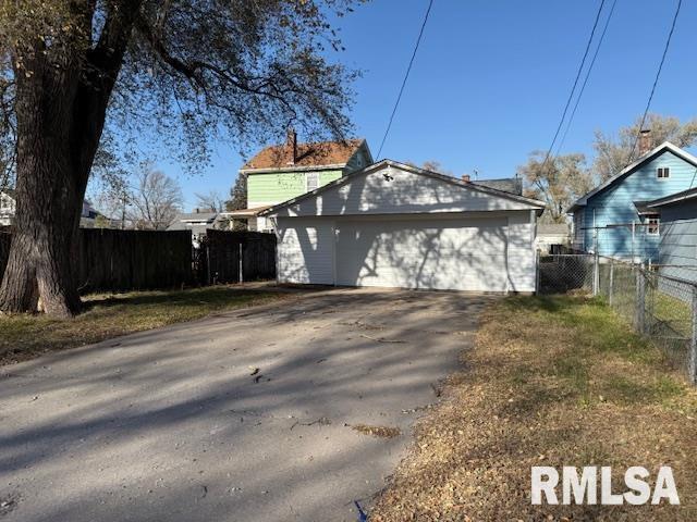 934 20th Avenue Rock Island, IL 61201 - Photo 26 of 26 a view of a house