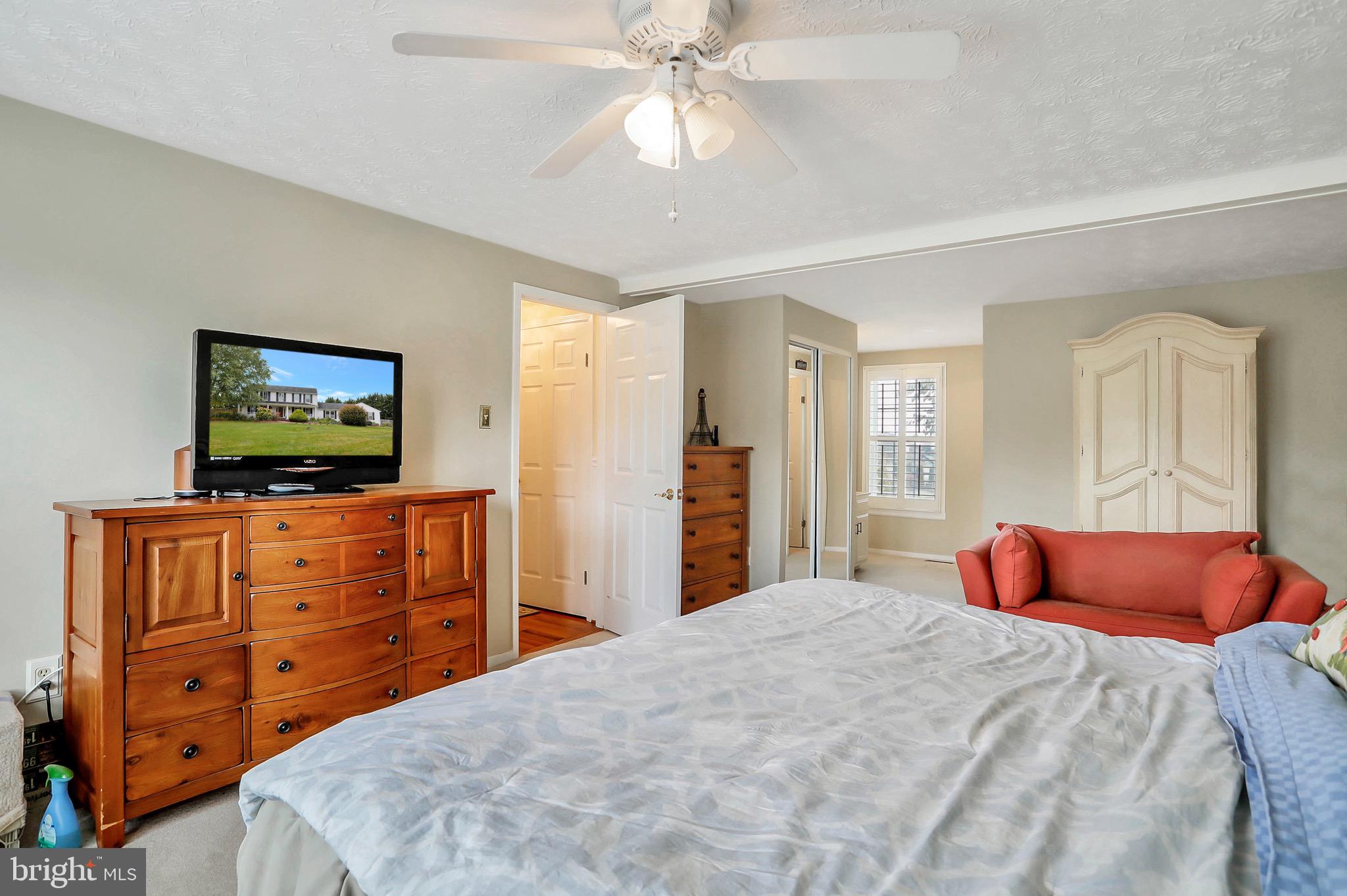 5709 Mountville Road Adamstown, MD 21710 - Photo 27 of 73 Master bedroom