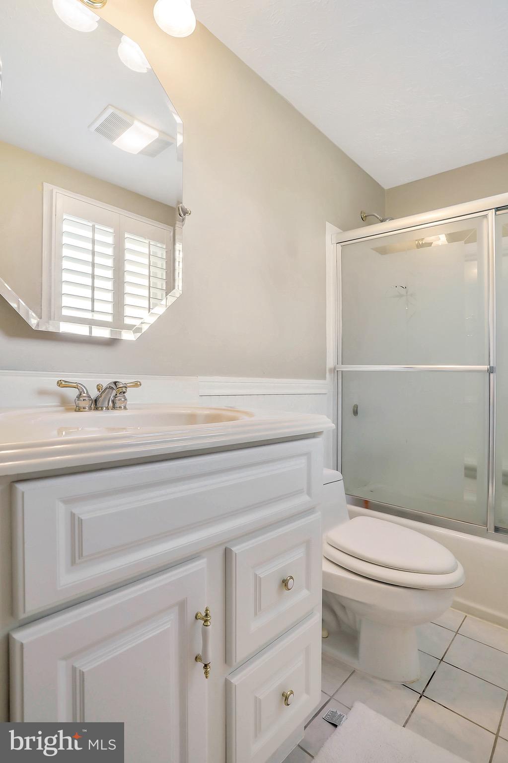 5709 Mountville Road Adamstown, MD 21710 - Photo 30 of 73 Master bath