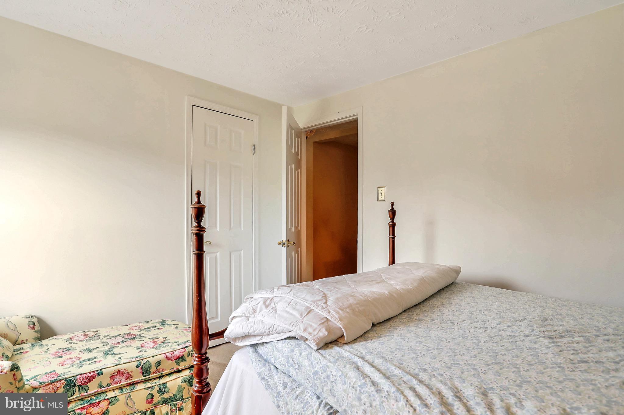 5709 Mountville Road Adamstown, MD 21710 - Photo 36 of 73 4th bedroom