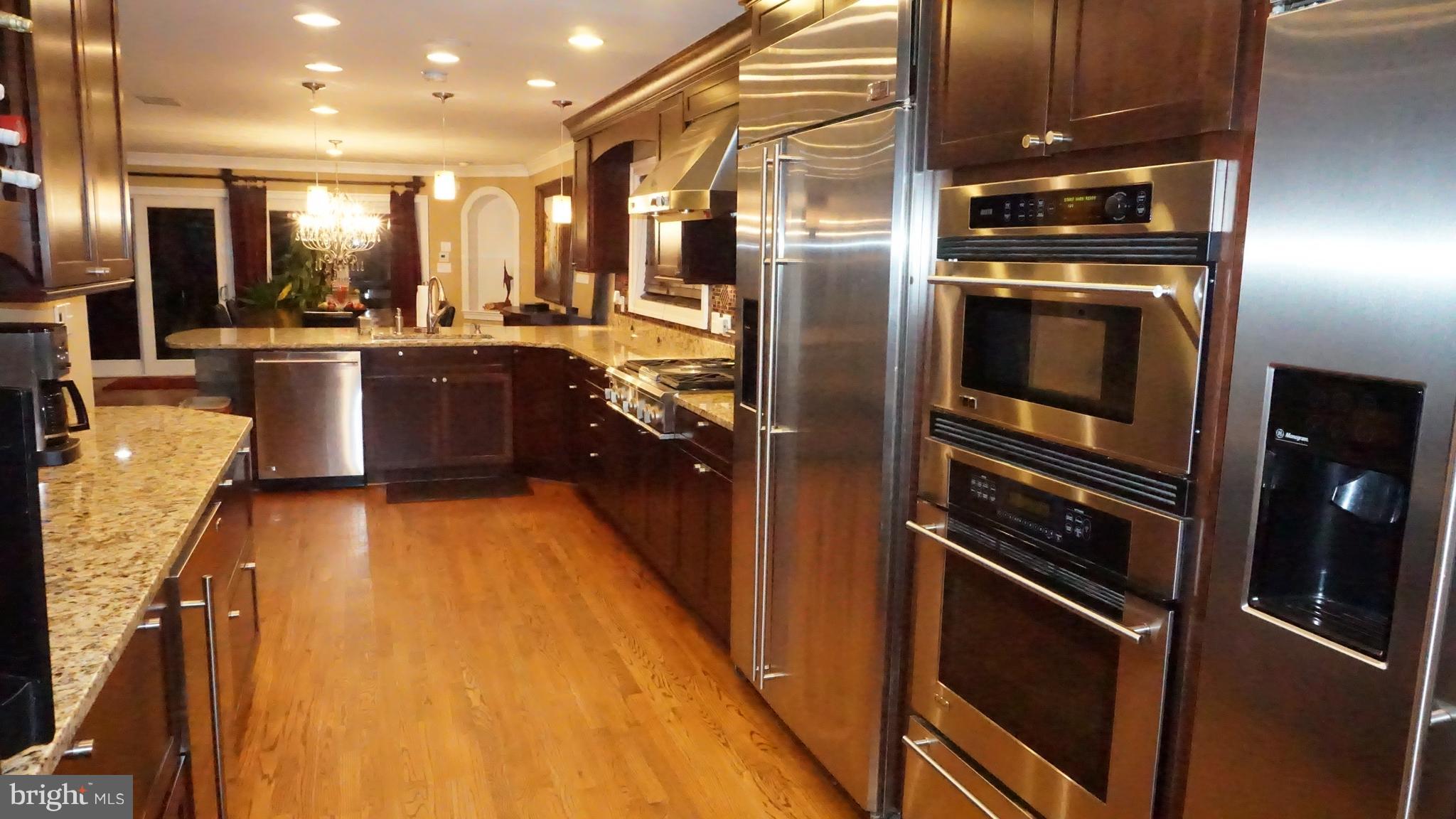 9105 Cuckold Point Road Baltimore, MD 21219 - Photo 126 of 150 Double Oven w/ warming drawer & 2 massive fridges