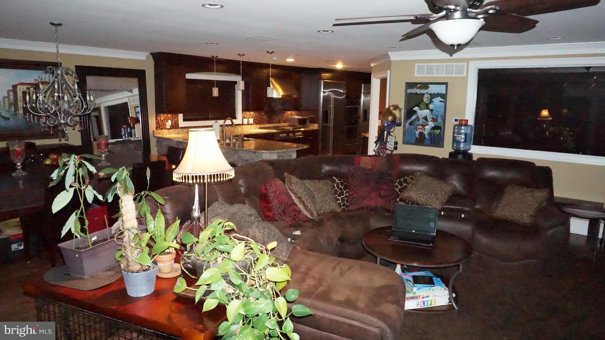 9105 Cuckold Point Road Baltimore, MD 21219 - Photo 16 of 150