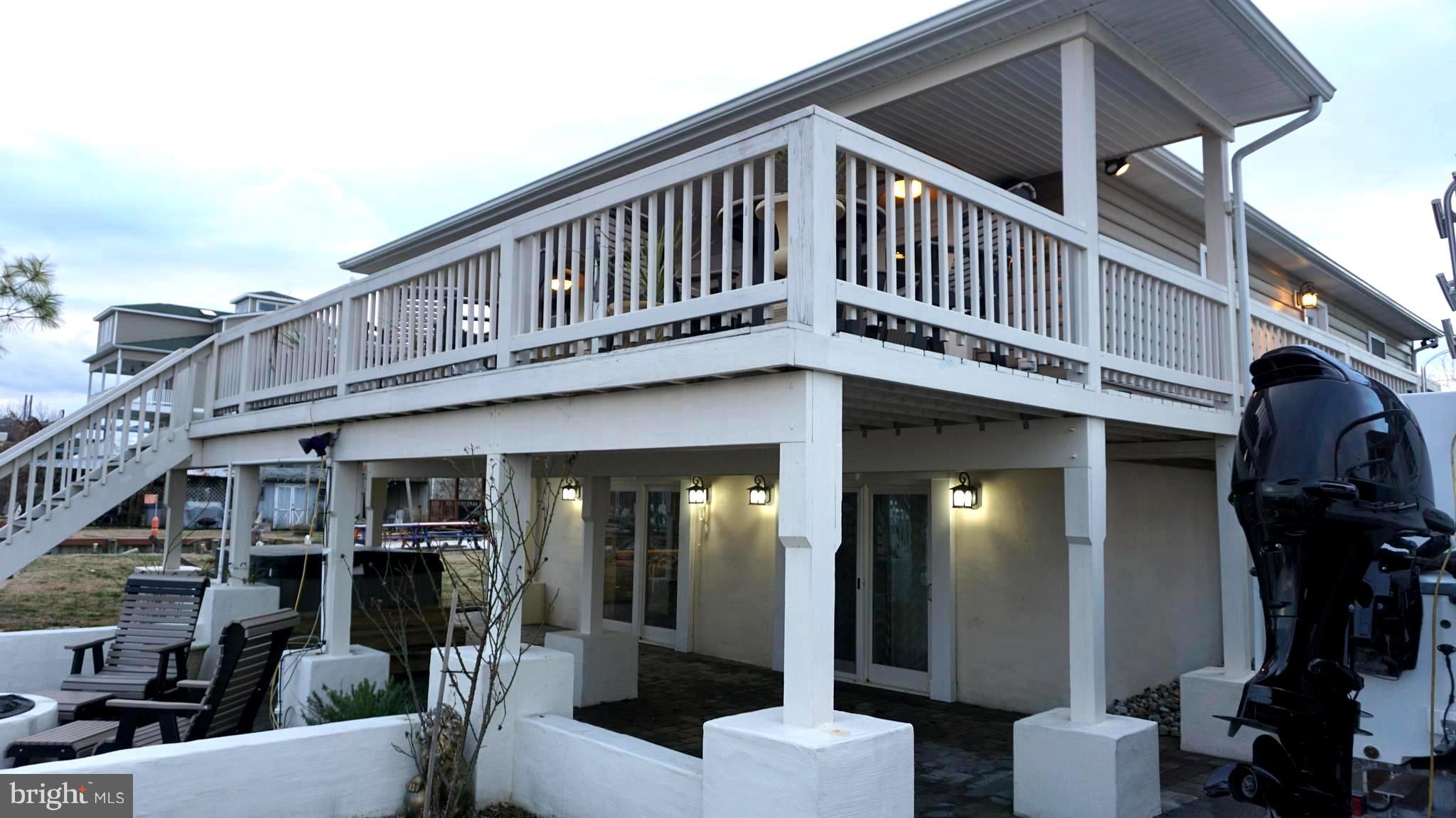 9105 Cuckold Point Road Baltimore, MD 21219 - Photo 37 of 150 Live like you are on vacation everyday!