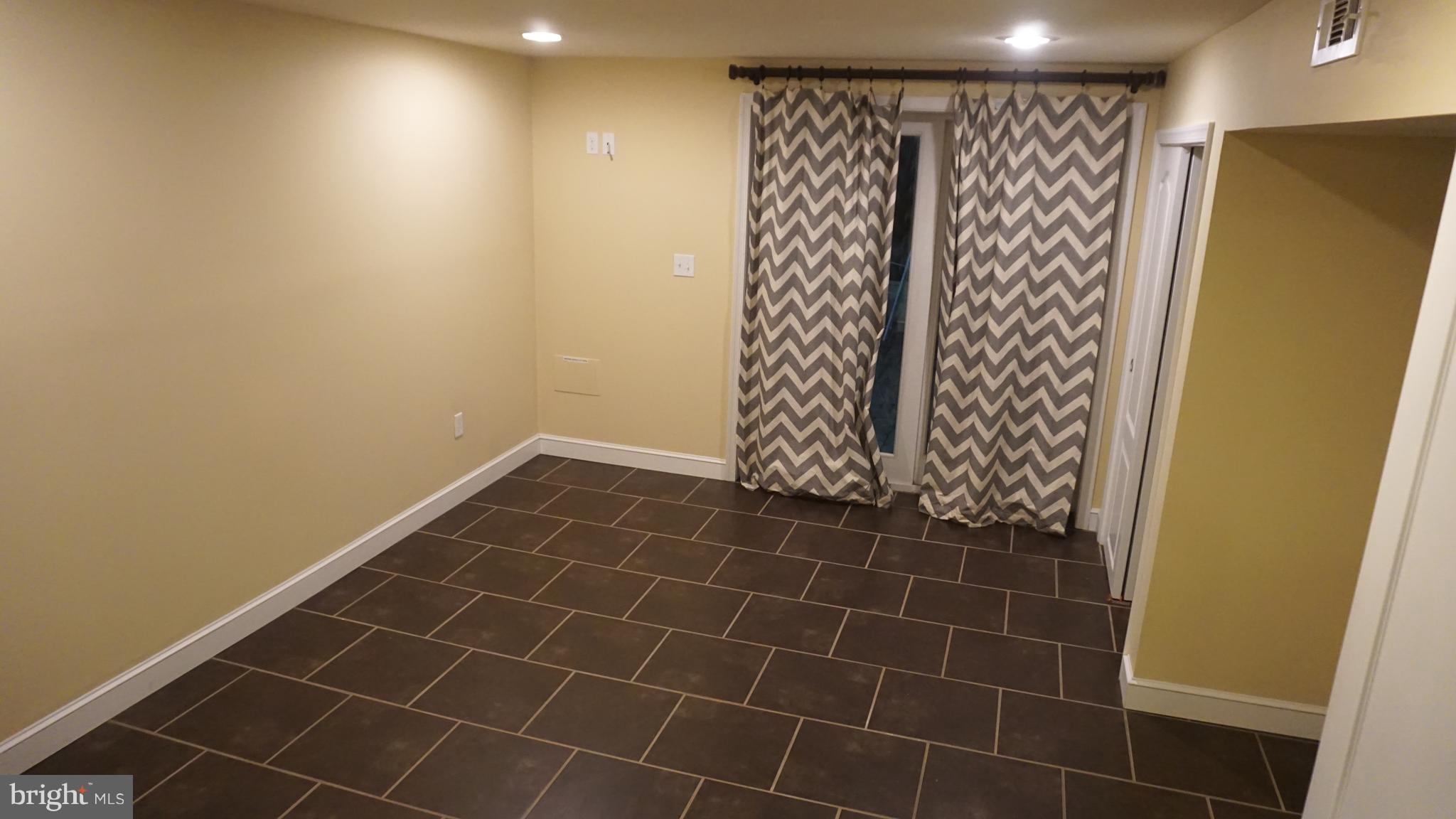 9105 Cuckold Point Road Baltimore, MD 21219 - Photo 62 of 150 Bedroom in apartment