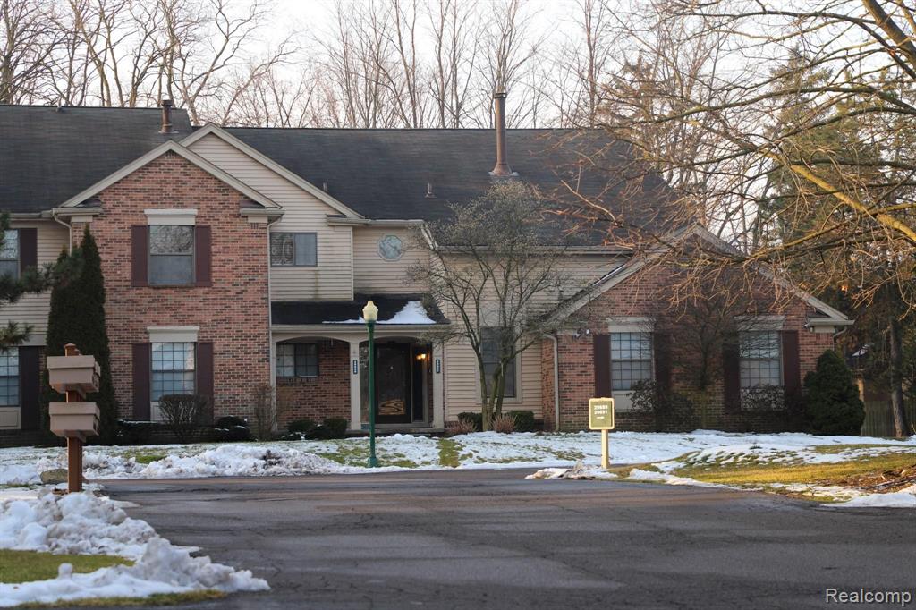 29657 Pine Ridge Circle Farmington, MI 48331 - Photo 1 of 1